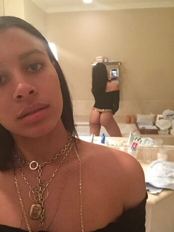 Full leaked Sami miro private photo
