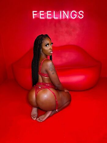 Full leaked Samira private photo