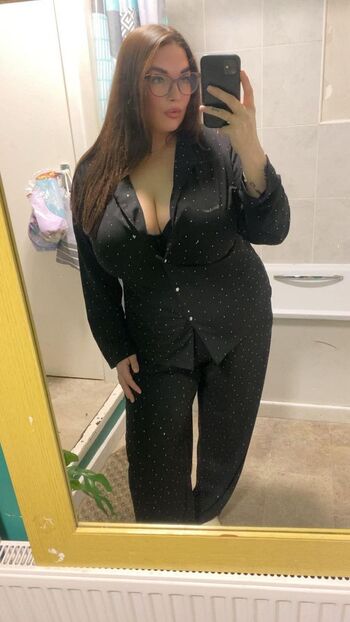 Full leaked Samira bannon private photo