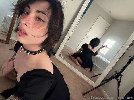 Full leaked Samisburning private photo