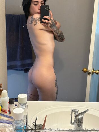 Full leaked Samisburning private photo