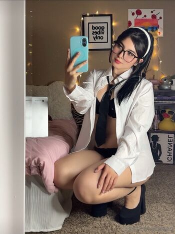 Full leaked Sammyraven private photo