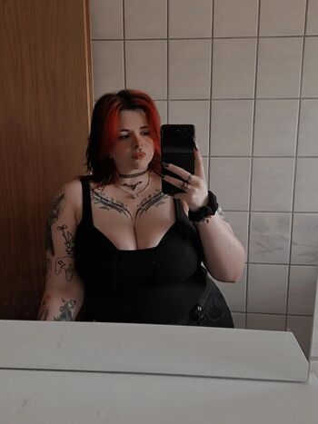 Full leaked Samofhyrule private photo