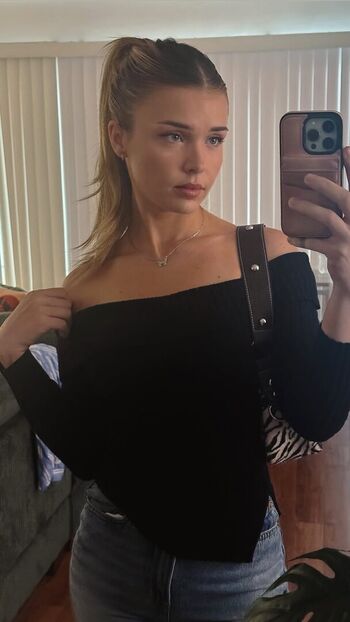 Full leaked Samwitch private photo