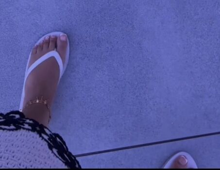 Full leaked Sanamdoui private photo