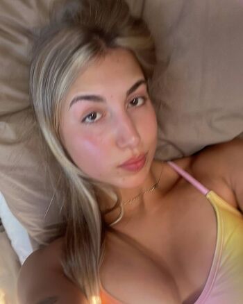 Full leaked Sandractive private photo