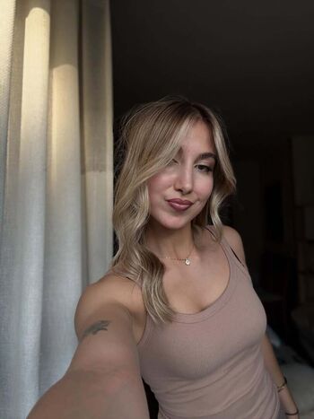 Full leaked Sandractive private photo