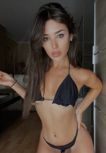 Full leaked Sandraescuer private photo