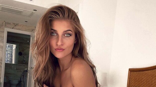 Full leaked Sandrajanina private photo