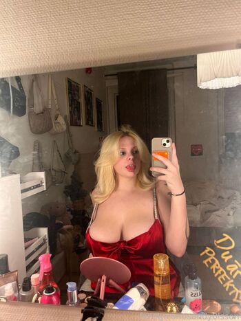 Full leaked Sandylsson private photo