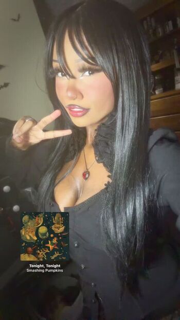 Full leaked Sanguislune private photo