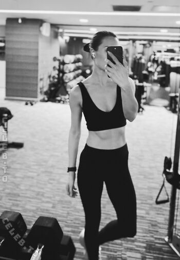 Full leaked Sanna marin page private photo