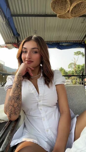 Full leaked Sapnesa private photo