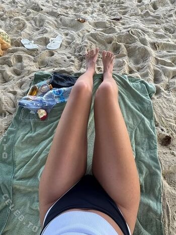 Full leaked Sara crumbeleg private photo