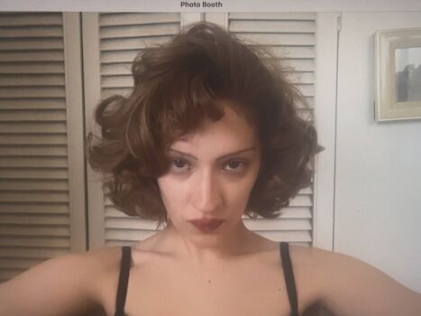 Full leaked Sara king private photo