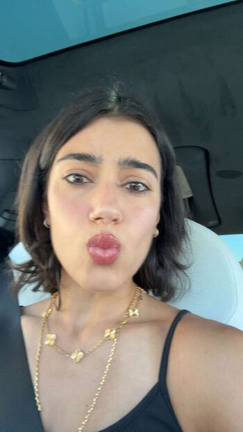 Full leaked Sara saffari private photo