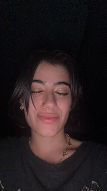 Full leaked Sara saffari private photo