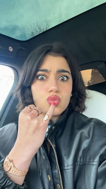 Full leaked Sara saffari private photo