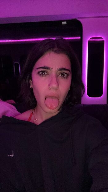 Full leaked Sara saffari private photo