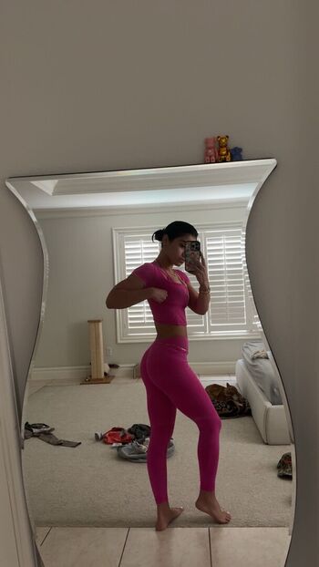 Full leaked Sara saffari page private photo