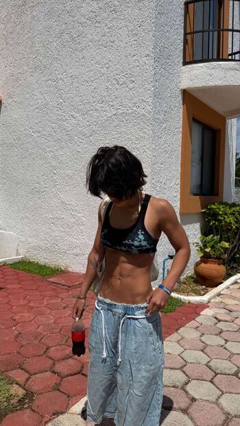 Full leaked Sara saffari page private photo