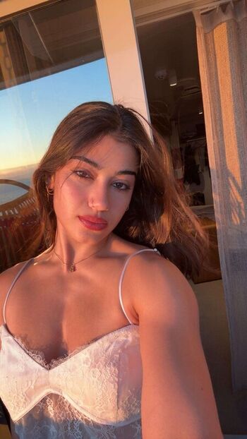 Full leaked Sara saffari page private photo