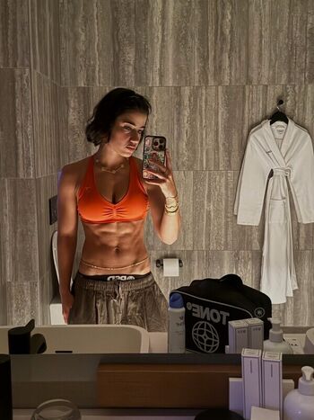 Full leaked Sara saffari page private photo