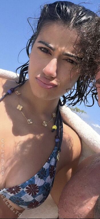 Full leaked Sara saffari private photo