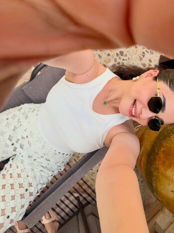 Full leaked Sara tendulkar private photo