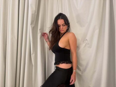Sarabella Harris