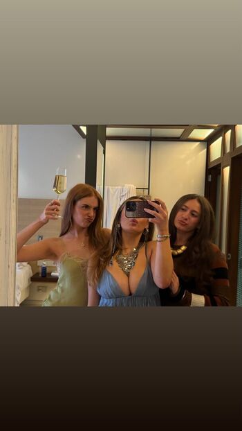 Full leaked Sarabella harris page private photo