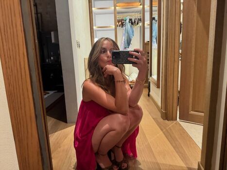Full leaked Sarabella harris page private photo