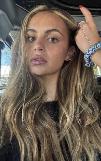 Sarabella Harris