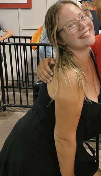 Full leaked Sarah anderson page private photo