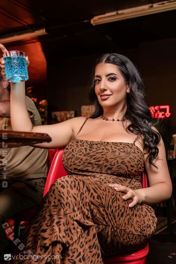 Full leaked Sarah arabic page private photo