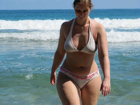 Full leaked Sarah big butt private photo