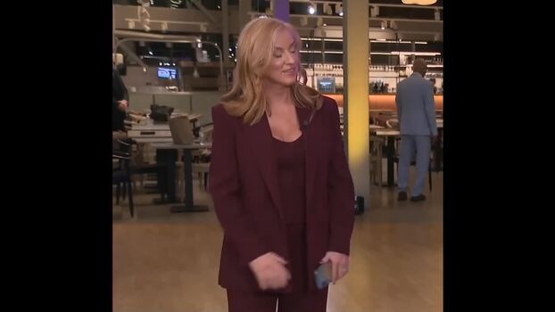 Sarah-Jane Mee