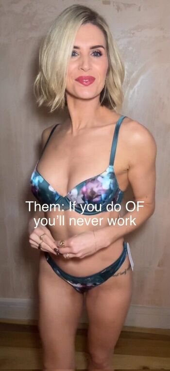 Full leaked Sarah jayne private photo