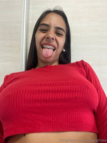 Full leaked Sarah lee private photo