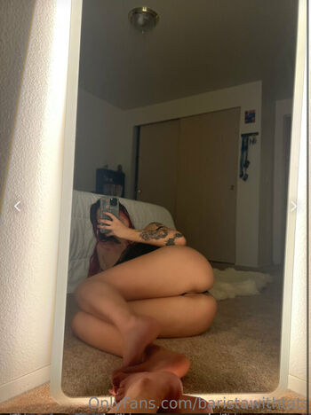 Full leaked Sarah mickleson private photo