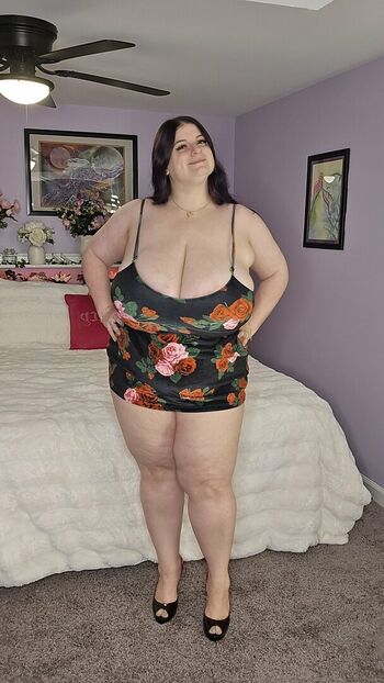 Full leaked Sarah rae private photo