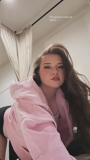 Full leaked Sarah schauer private photo