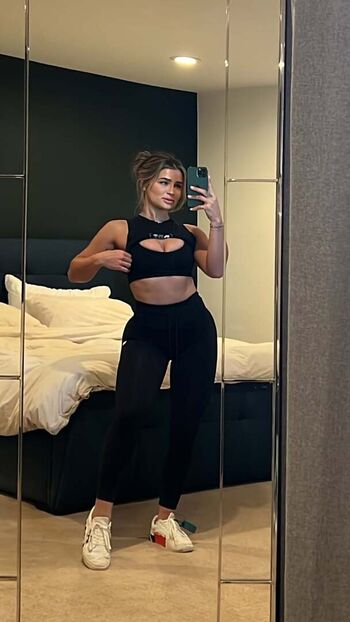 Full leaked Sarah schorr private photo