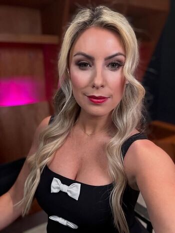 Full leaked Sarah schreiber private photo