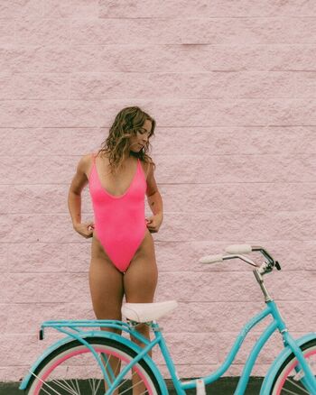 Full leaked Sarah senecal page private photo
