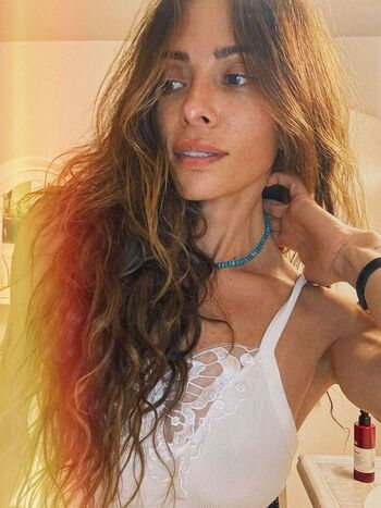 Full leaked Sarah shahi private photo