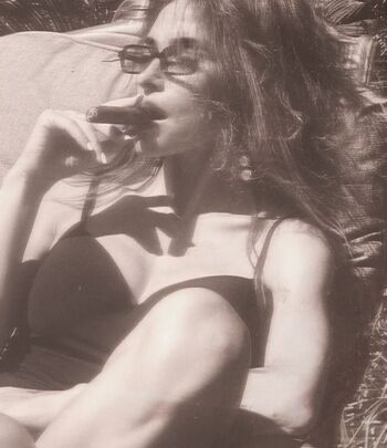 Full leaked Sarah shahi private photo