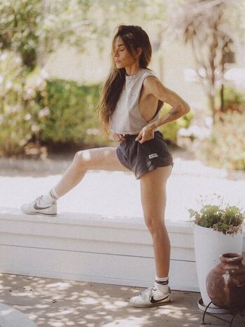 Full leaked Sarah shahi page private photo