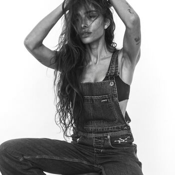 Full leaked Sarah shahi private photo