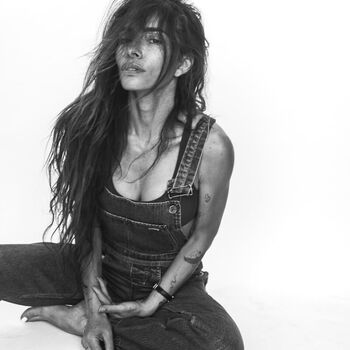 Full leaked Sarah shahi private photo